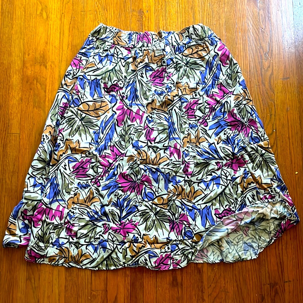 Vintage Floral Skirt w/ Pockets